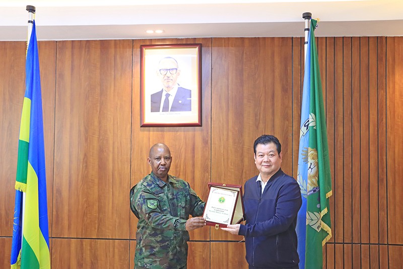 clip_image006.jpg 榮譽(yù)證書(shū)g.jpg