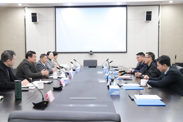 南昌縣委副書記鄧之武一行蒞臨集團(tuán)調(diào)研指導(dǎo)